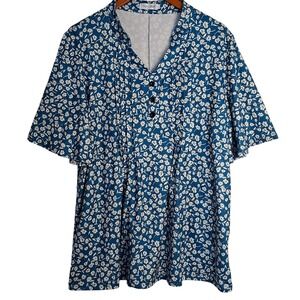 Hocosit Floral Blouse Women XL Blue White Top Pleated V Neck Flutter Sleeve